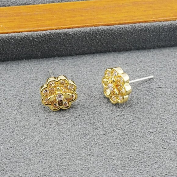 Kate Spade Metal Four-Leaf Clover Stud Earrings - Picture 2 of 4